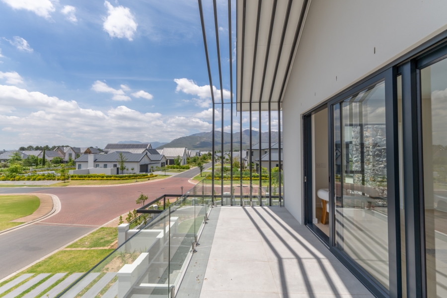 To Let 4 Bedroom Property for Rent in Val De Vie Estate Western Cape